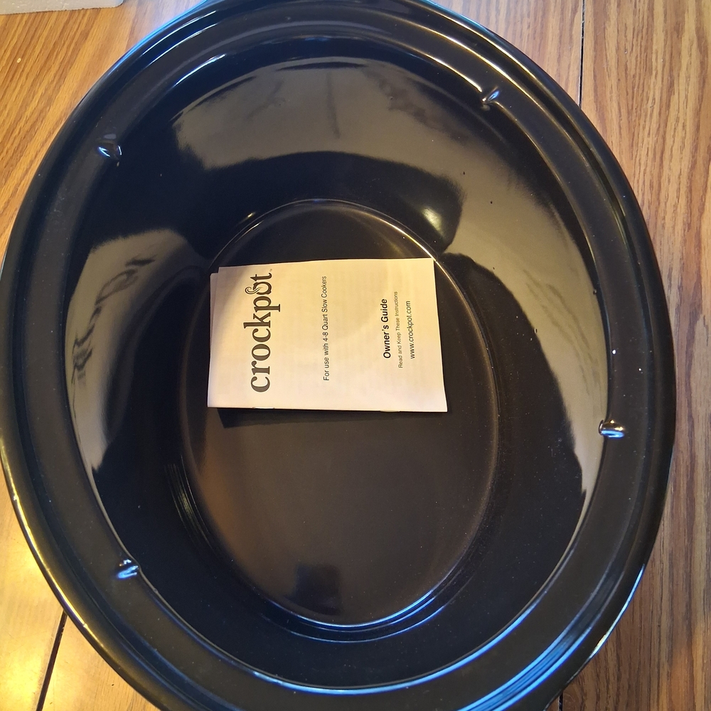 Red Slow Cooker - Picture 9 of 9